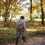 落ち葉を踏みしめて