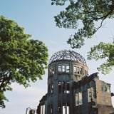 夕暮れの原爆ドーム