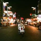 高雄の六合夜市のバイク