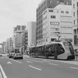 デロリアンと宇都宮ライトレール