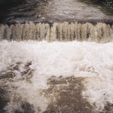 雨上がりの川(１)