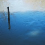 結氷緩む