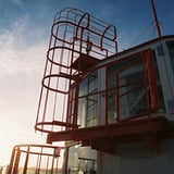 TOP OF TOP OF THE PORT TOEWR