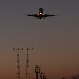 到着機