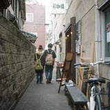 路地裏のふたり