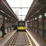 到着…
