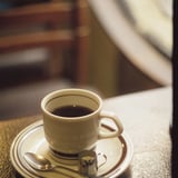 隠れ家でカメラとコーヒー