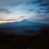 朝を迎える伯耆大山