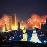ロイクラトンの夜に輝くワット・パクナム 🎆🏯