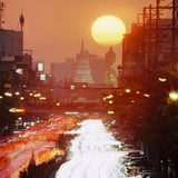 大仏とバンコクの夕景