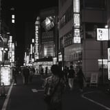ネオン街
