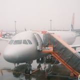 旅立ちのとき -荒天の成田空港-