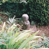 秋巡りの最中のミニ地蔵さま