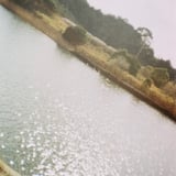 川