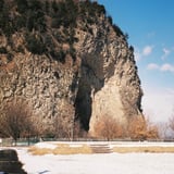 岩鼻