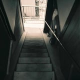 足元にご注意を