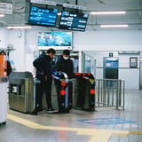 赤改札
