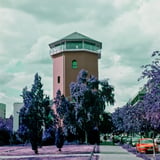 LomoChrome Purpleのワイルドな紫の色合い