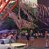コイとタワーとレトロカー