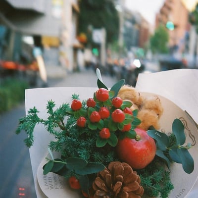 クリスマスっぽい花束