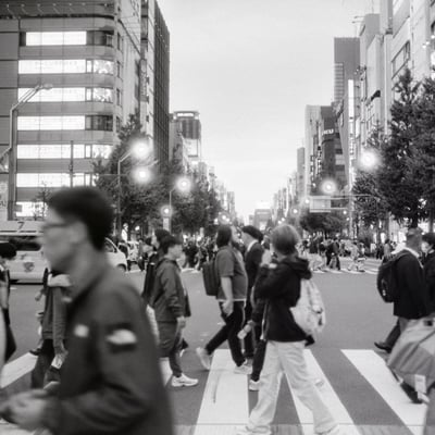 横断歩道にて