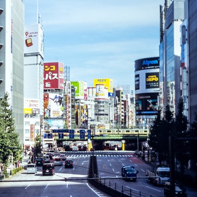 秋の日の新宿