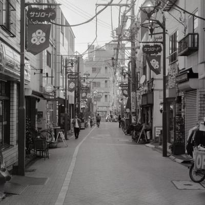 北千住の街並みを