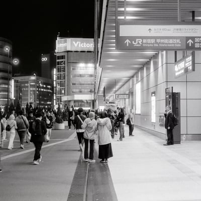 新宿駅前