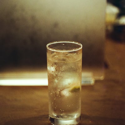 お酒に沈む