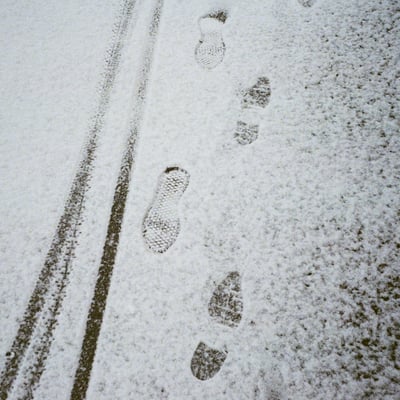 雪ニモマケズ