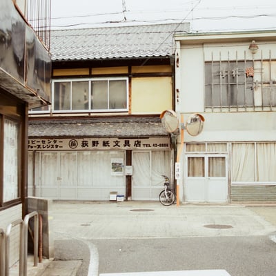 早朝の綾部