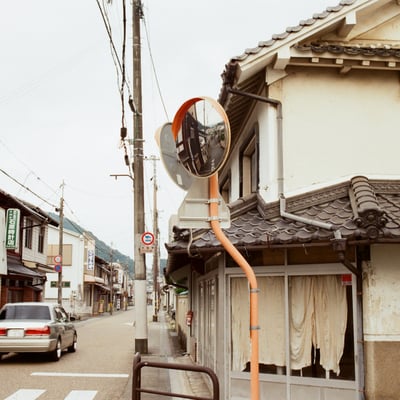 早朝の綾部