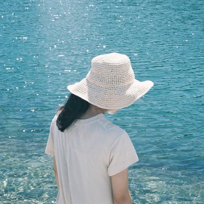きらめく海と君と