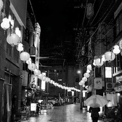 雨のランタンフェスティバル
