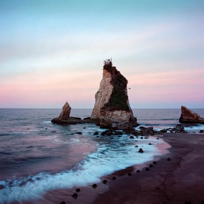 雀島とグラデーションの空