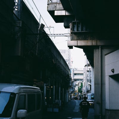 路地裏