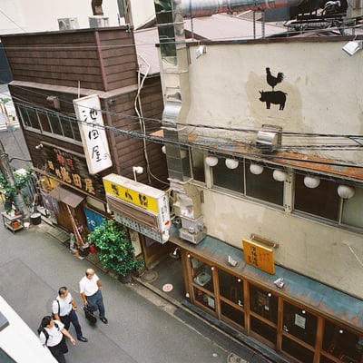 新しい駅ビルから眺める