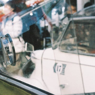 kr200
