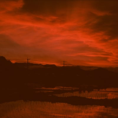 紅の世界 Crimson World