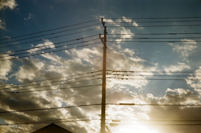 空×電柱という組み合わせがとても好きで。気が付いたらそんな写真がたくさん増えています。