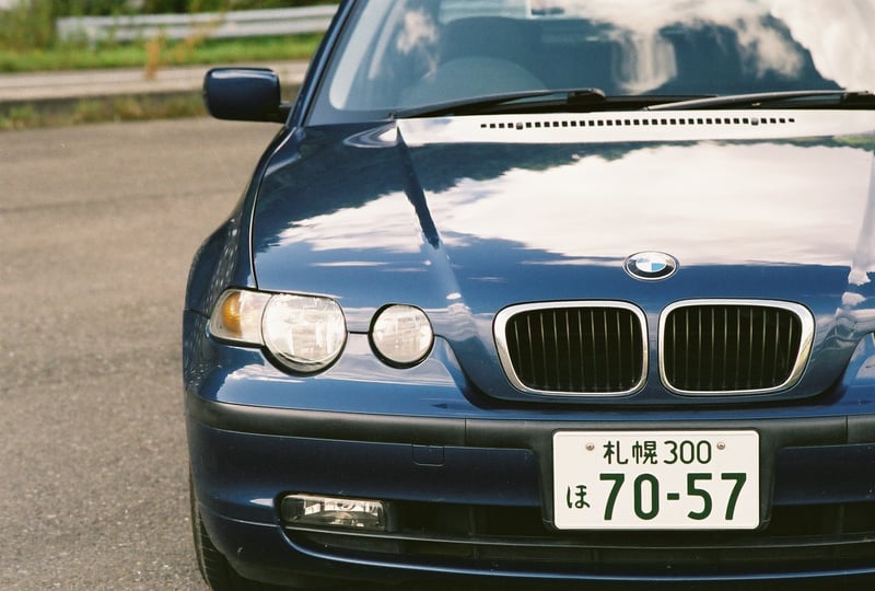 BMW 318ti (2002)