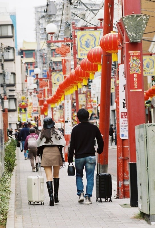 撮影散歩で中華街の風景撮ってたら目の前にこんな状況が、撮らずにいられないソレ