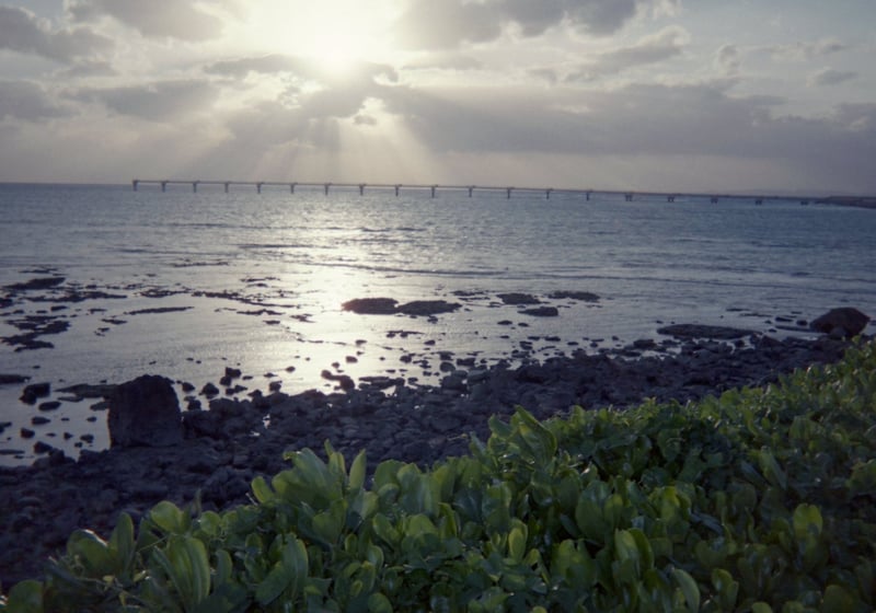 瀬長島から