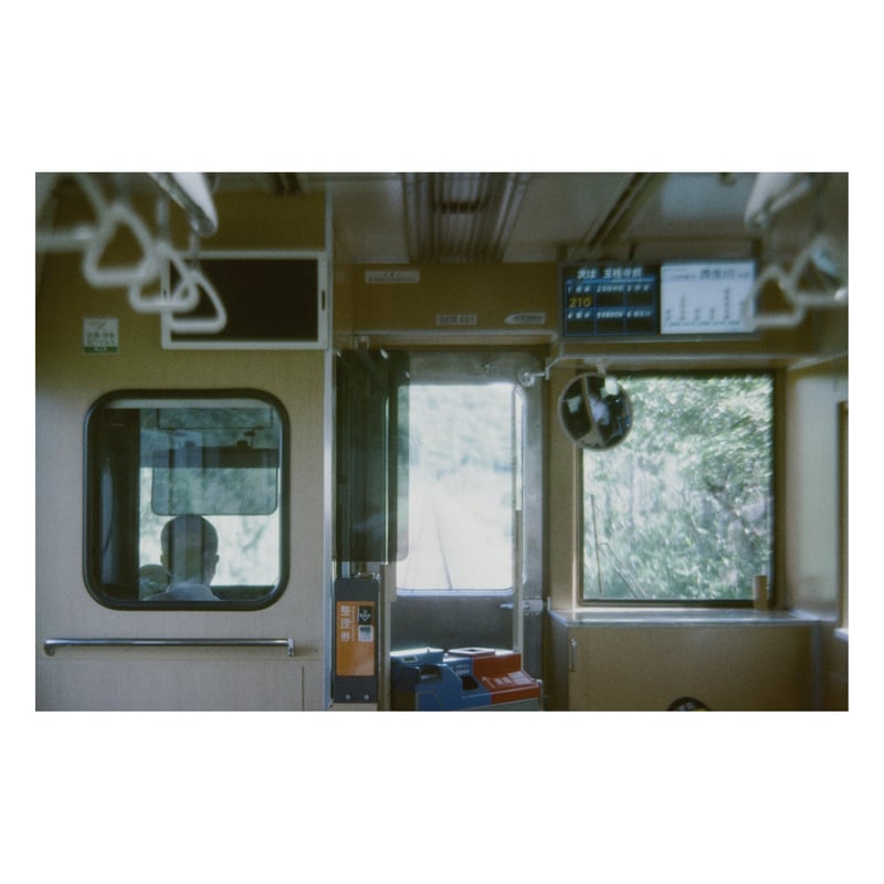 時にはローカル線でのんびりと 
鉄道の旅もいいですね🚃🚋🚃🚋🚃💭