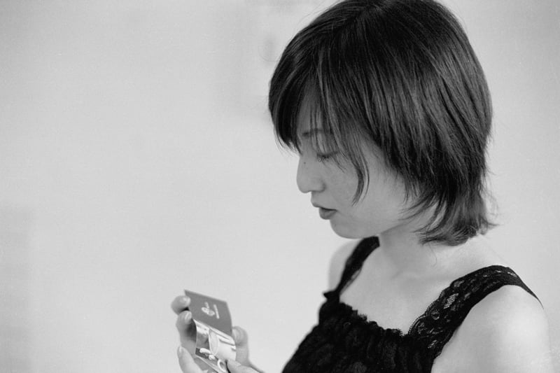 この日会ったばかりの友人を、この日買ったばかりのカメラで。
でもこのフィルム2本目やな。