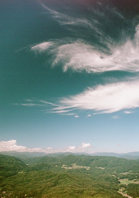 秋っぽい雲でした。
龍頭山にて。