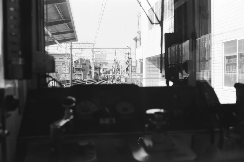 丹波橋駅にて。特急への乗り換えと、特急からの乗り換えの人の流れがいいよね。